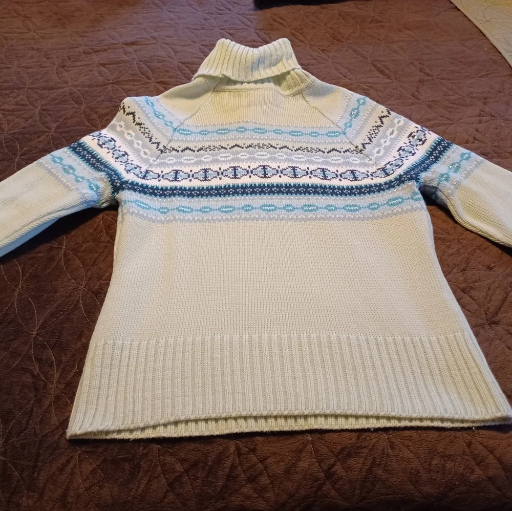 Sweater - Picture 2 of 2